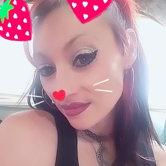 Meet your Posher, Kelly - Picture 7 of 8